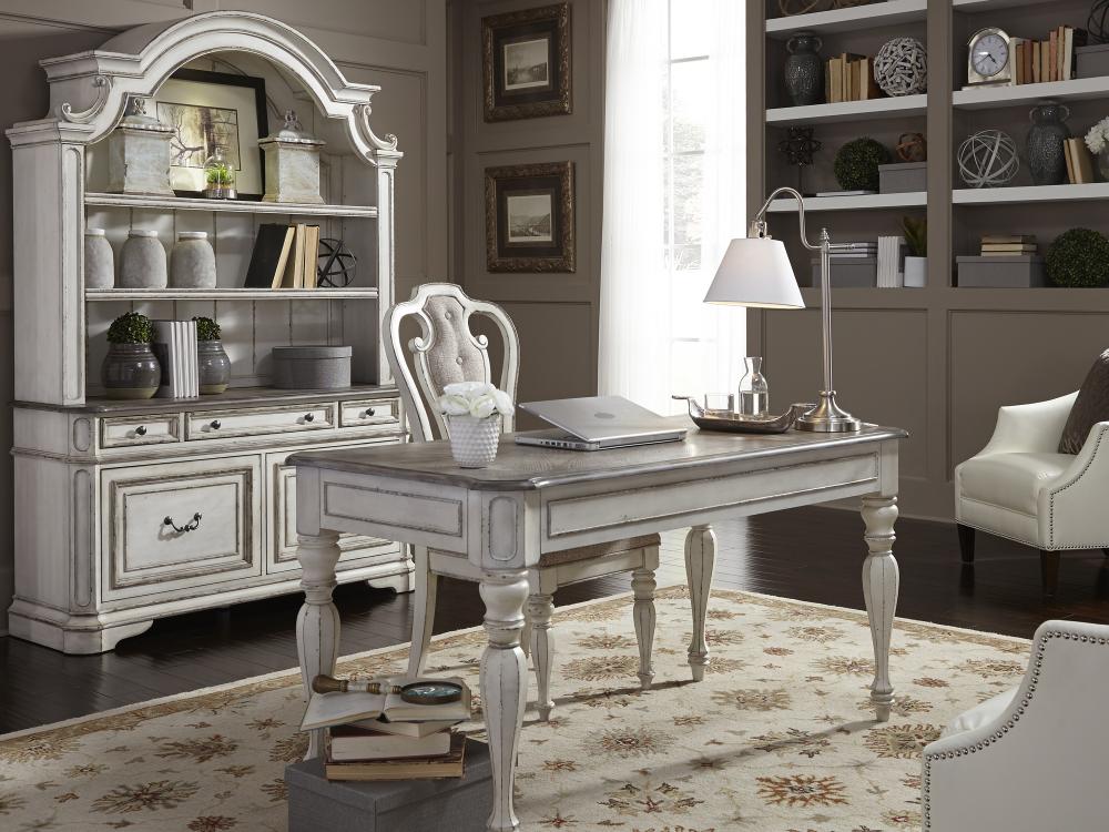 Magnolia Manor Home Office